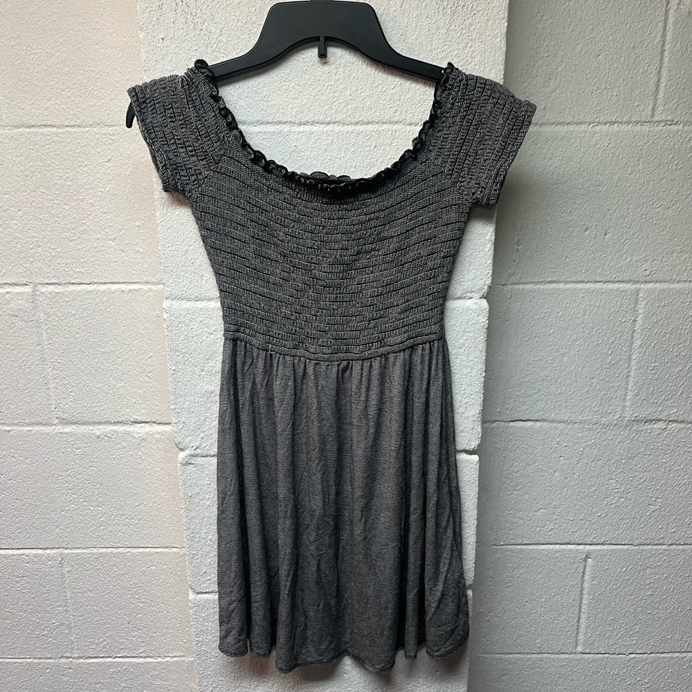 Hollister Navy Gray Knit Mini Dress. Small